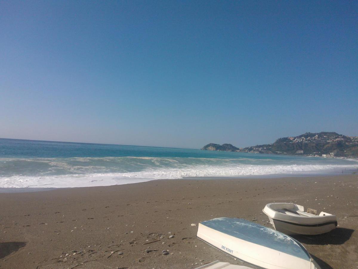 Essenze Di Sicilia Apartment - Letojanni Taormina Exteriör bild